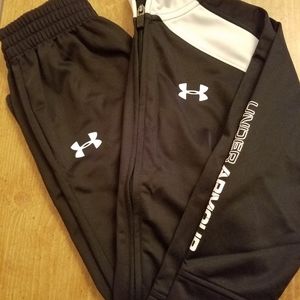 Under Armour 2pc Track suit outfit